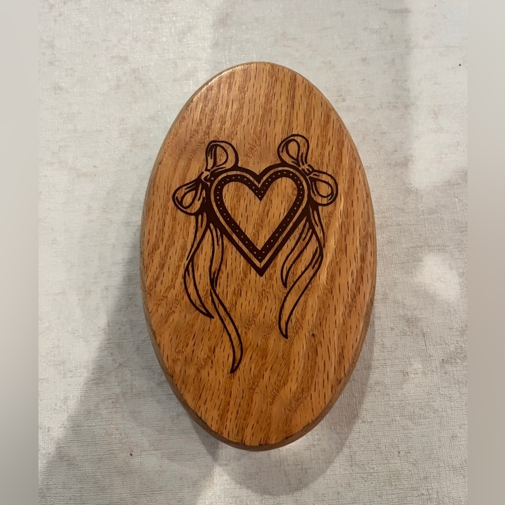 Vintage handmade Amish style marble wooden towel holder with Heart Design. GUC!